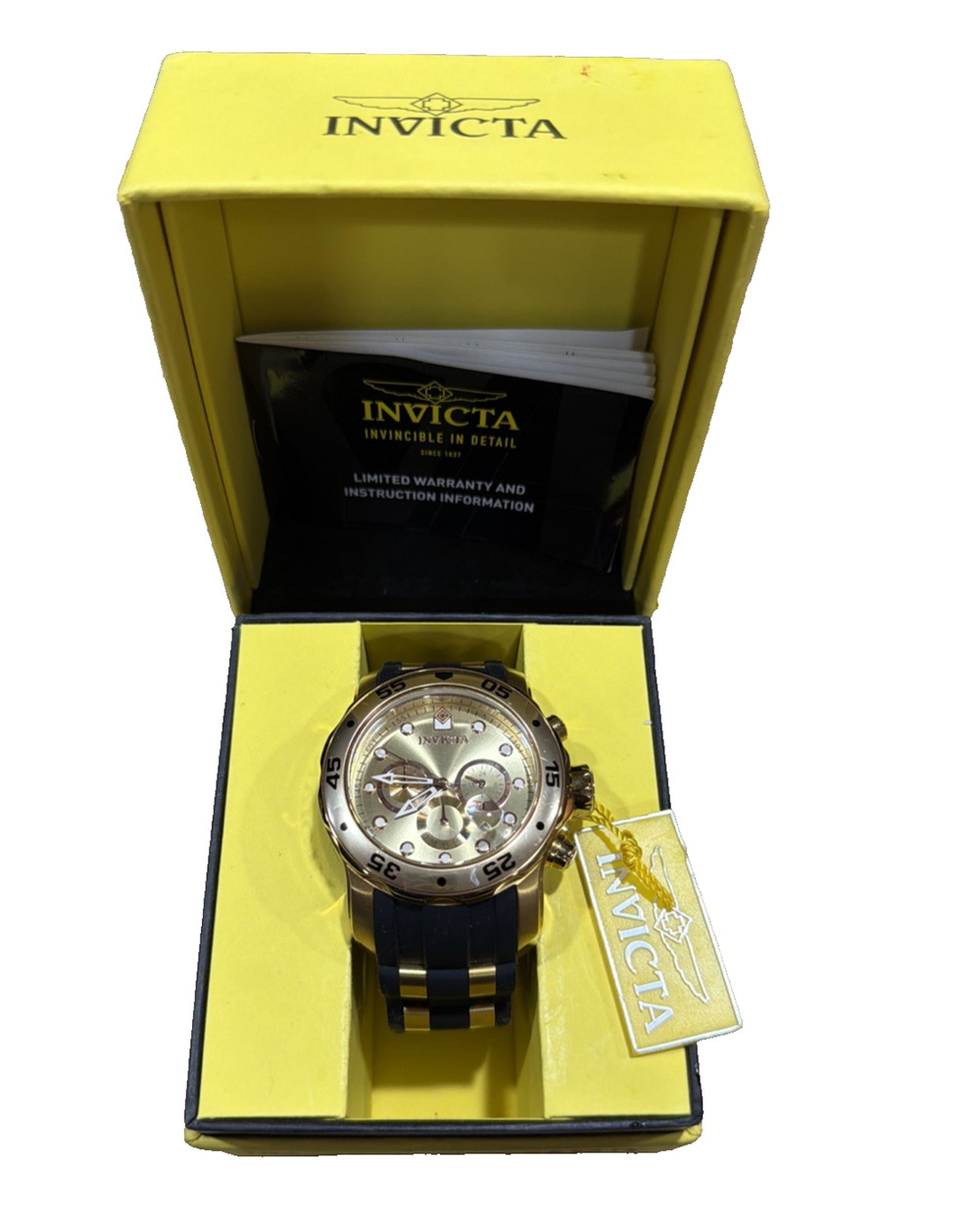 Invicta 17884 Pro Diver Chronograph Watch